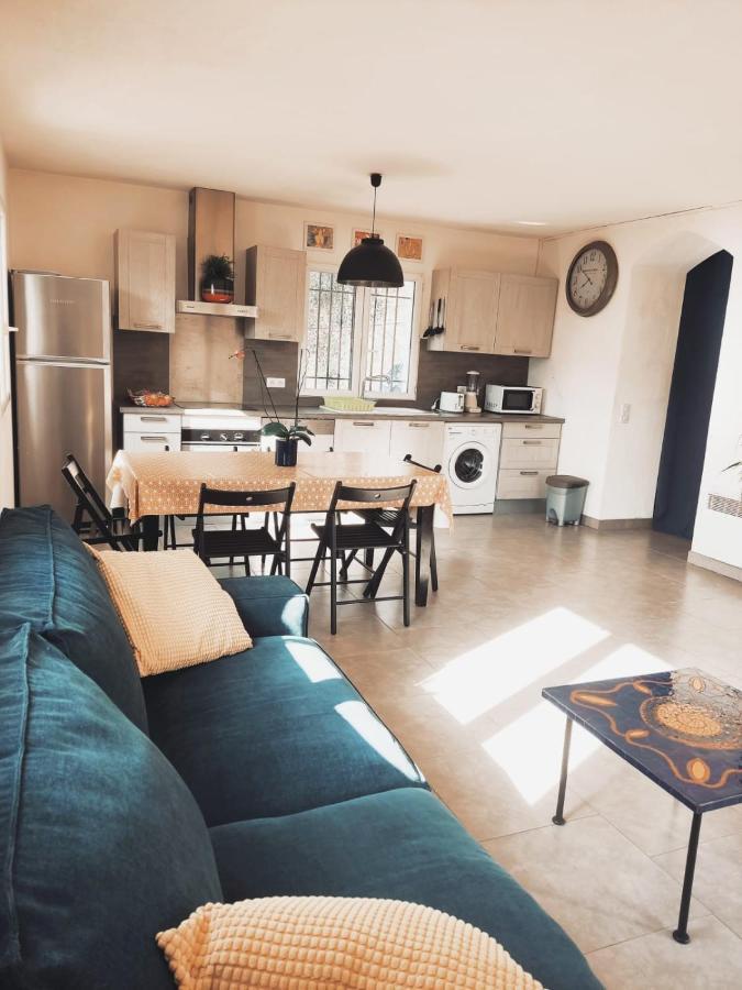 Bas De Villa. Cote D'Azur, A 20 Kms De Nice Contes  Εξωτερικό φωτογραφία