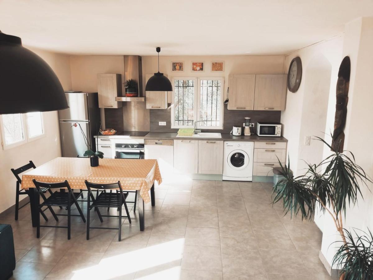 Bas De Villa. Cote D'Azur, A 20 Kms De Nice Contes  Εξωτερικό φωτογραφία